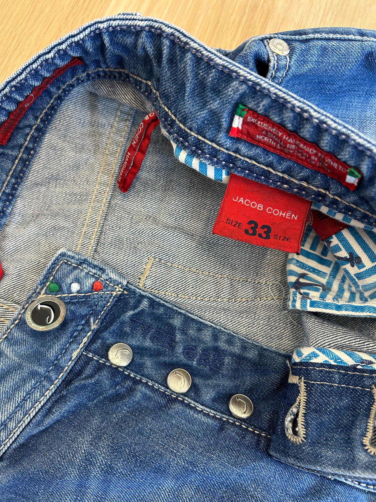 Jacob Cohën jeans - 622 White Patch Mid Blue Wash