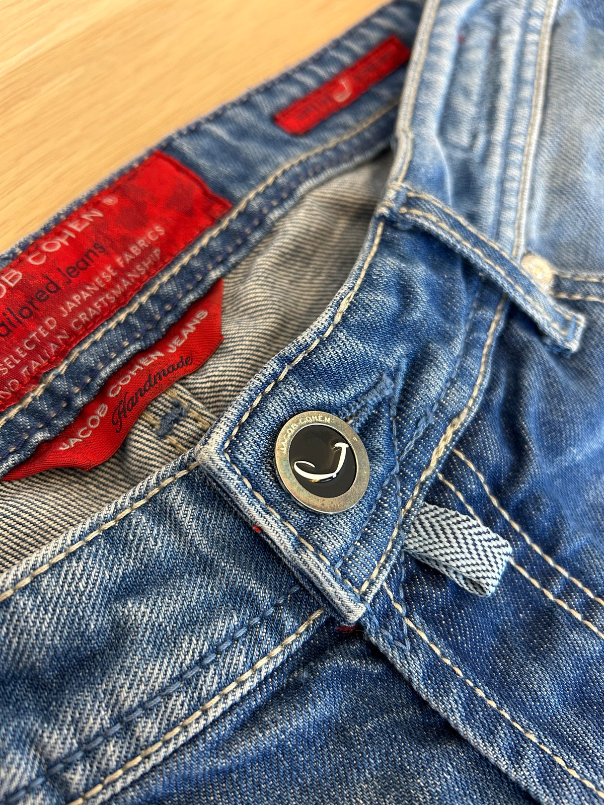 Jacob Cohën jeans - 622 White Patch Mid Blue Wash