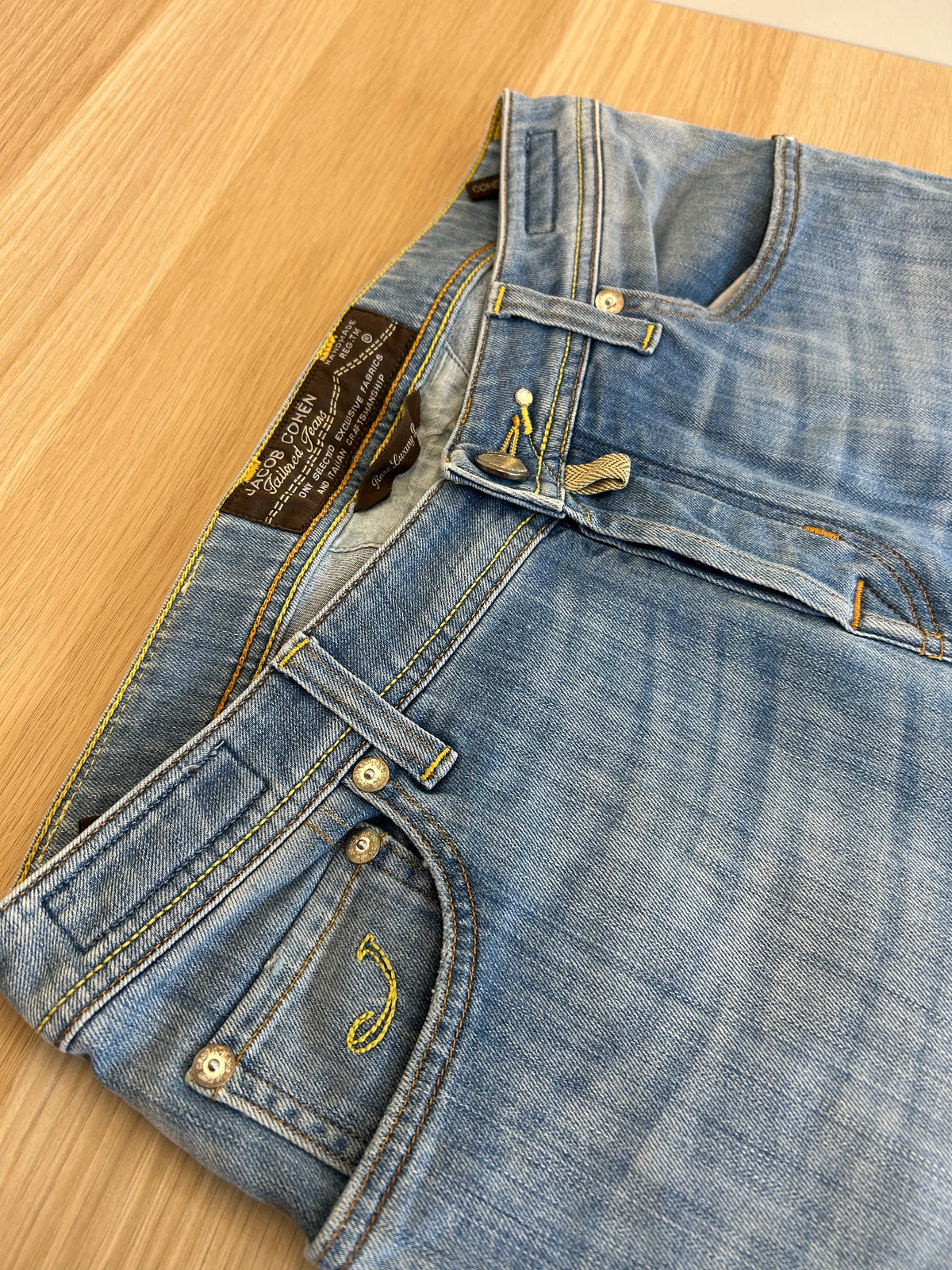 Jacob Cohën jeans - 622 Comfort Light Blue Wash