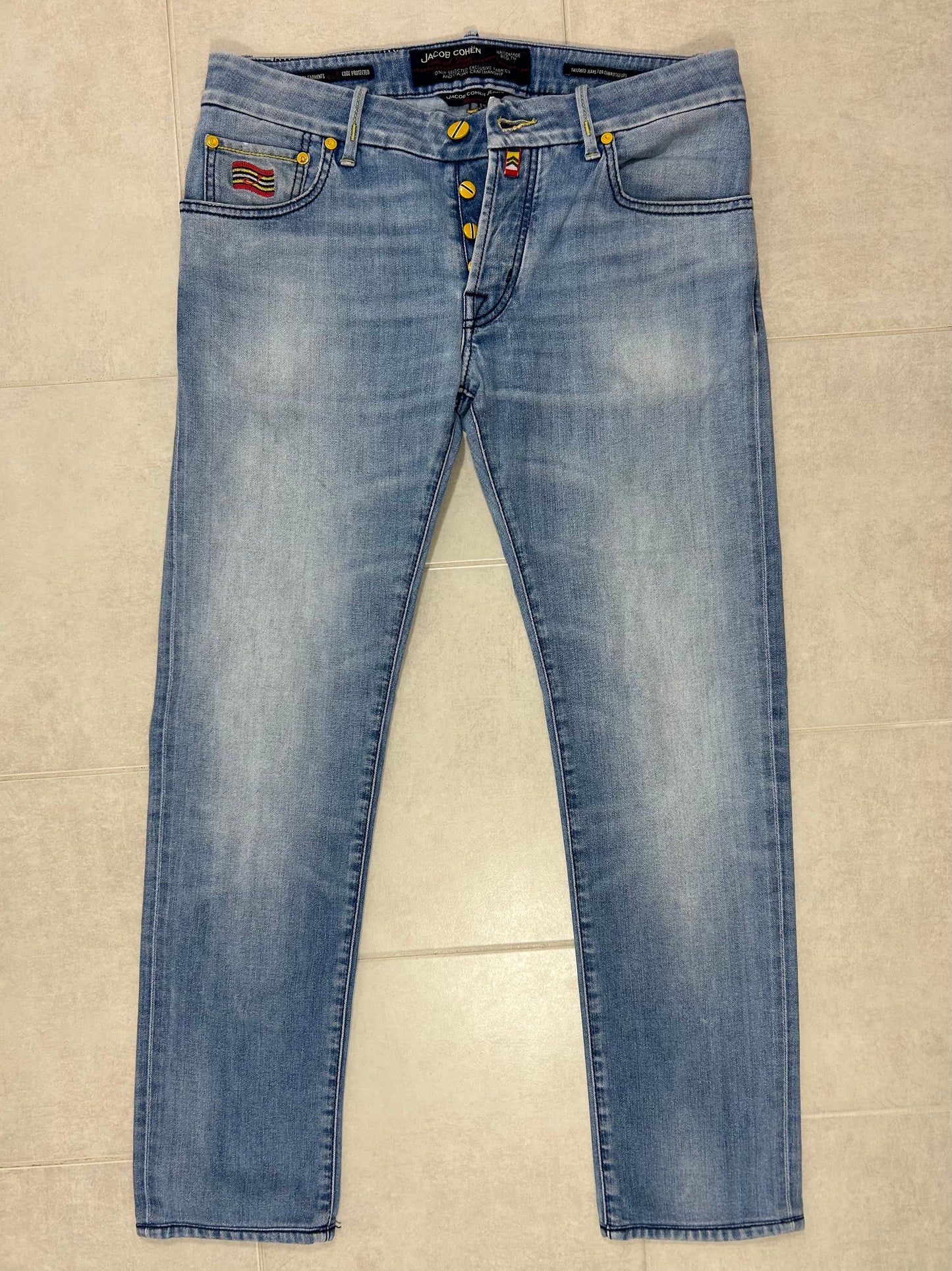 Jacob Cohën Limited Edition jeans - Nick Light Blue Wash
